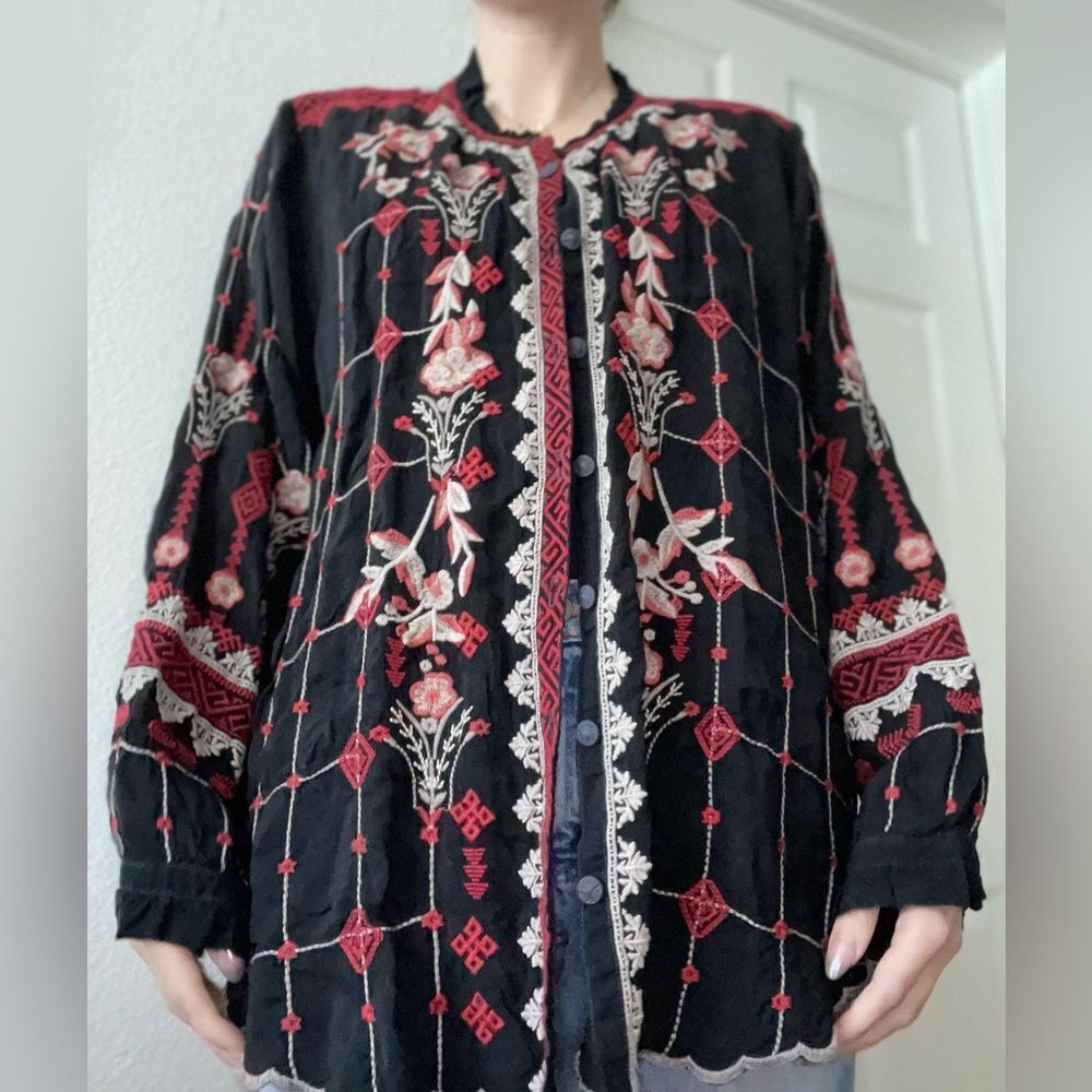 Johnny Was Tinsley Floral Embroidered Georgette Blouse‎ Sz XXL Black Plus Size - Picture 5 of 7